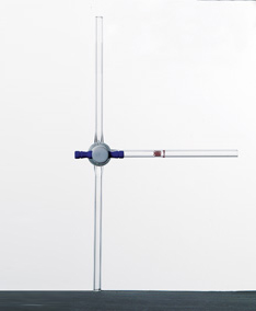 四氟T型节门 孔径：4mm - 欣维尔