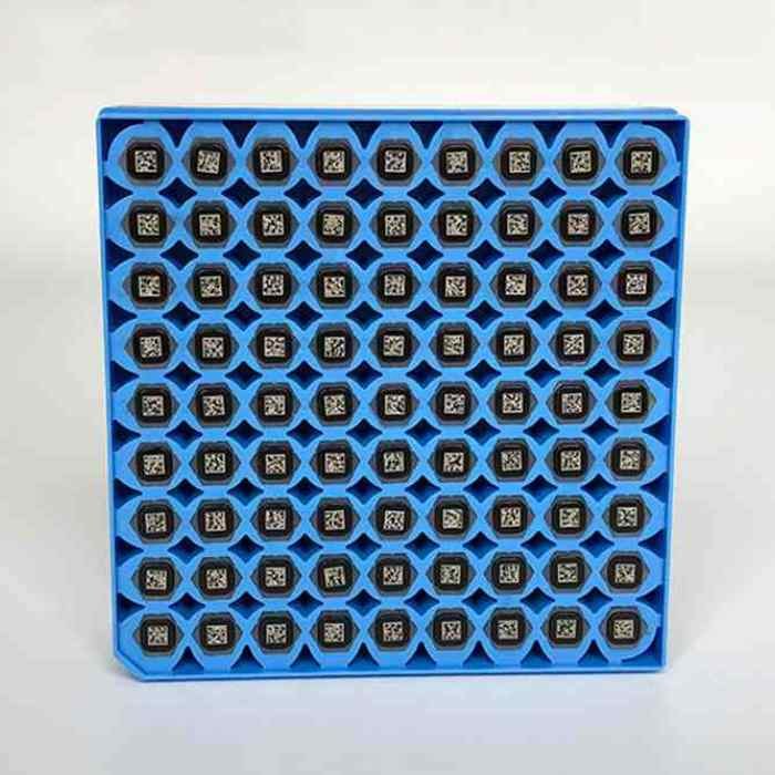 2英寸冻存管套装 蓝色81格,内含2.0ml外旋冻存管(三码合一,透明色管盖) - 巴罗克/BIOLOGIX