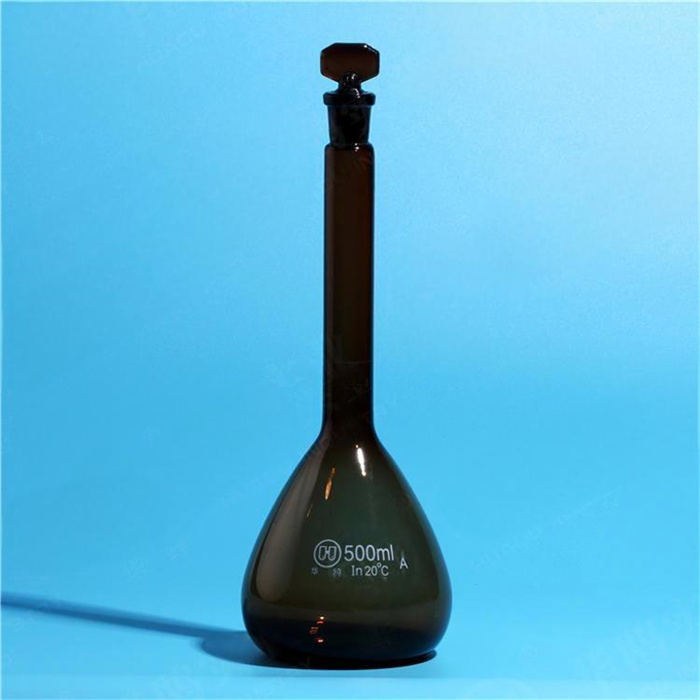 棕色容量瓶(量入式） A级 中硼硅 500ml - 华鸥
