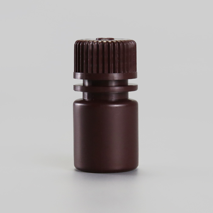 塑料广口瓶，PP，8ml，琥珀色，无酶，免洗，防漏设计无内盖，灭菌